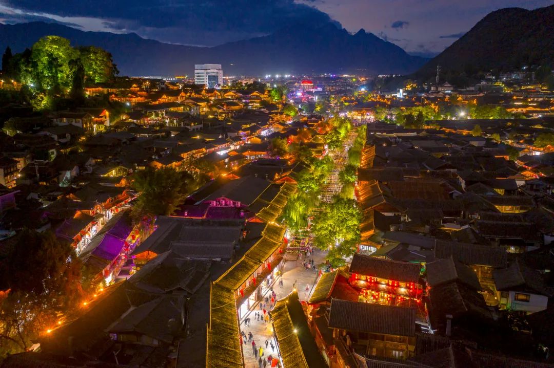丽江是一个让人念念不忘的地方,丽江一个充满诗情画意的地方