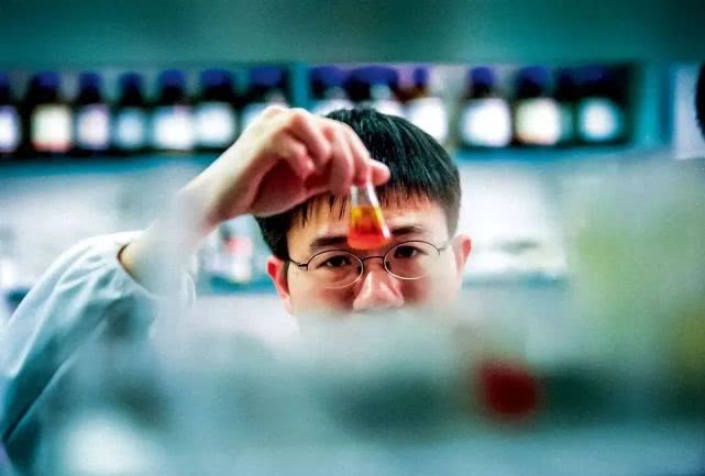 抗癌新药百济神州,百济神州抗癌新药国外首获批