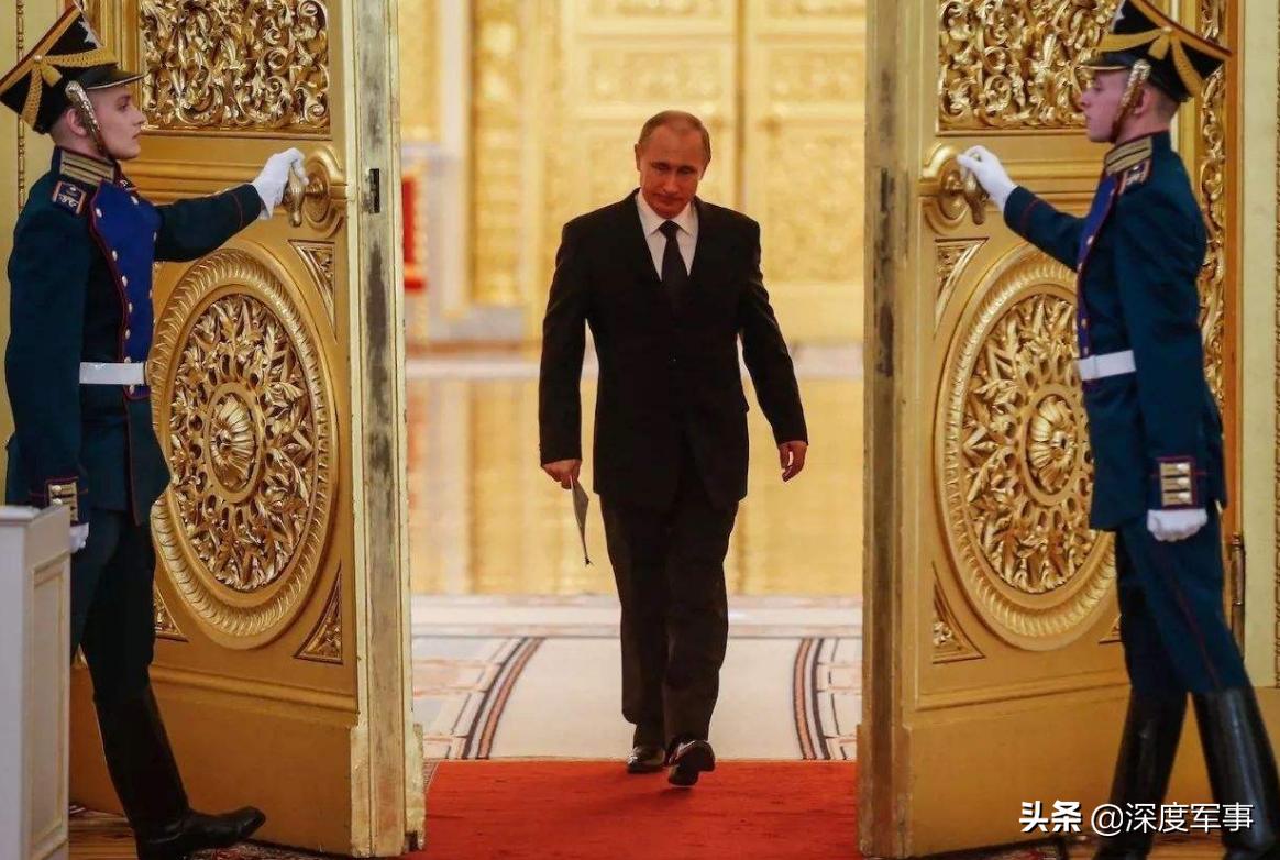 1天赔879亿美元,疯狂砸盘要让俄罗斯破产:中国迎来最好机遇