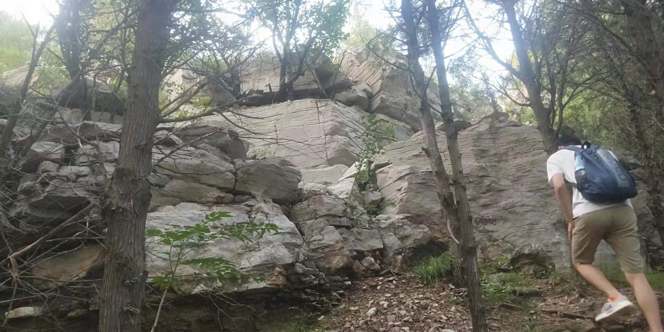 济南白云山好爬吗,济南龙洞白云山旅游攻略