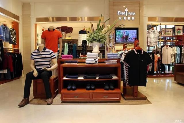 许家印带盐爱马仕皮带以外，还有比音勒芬