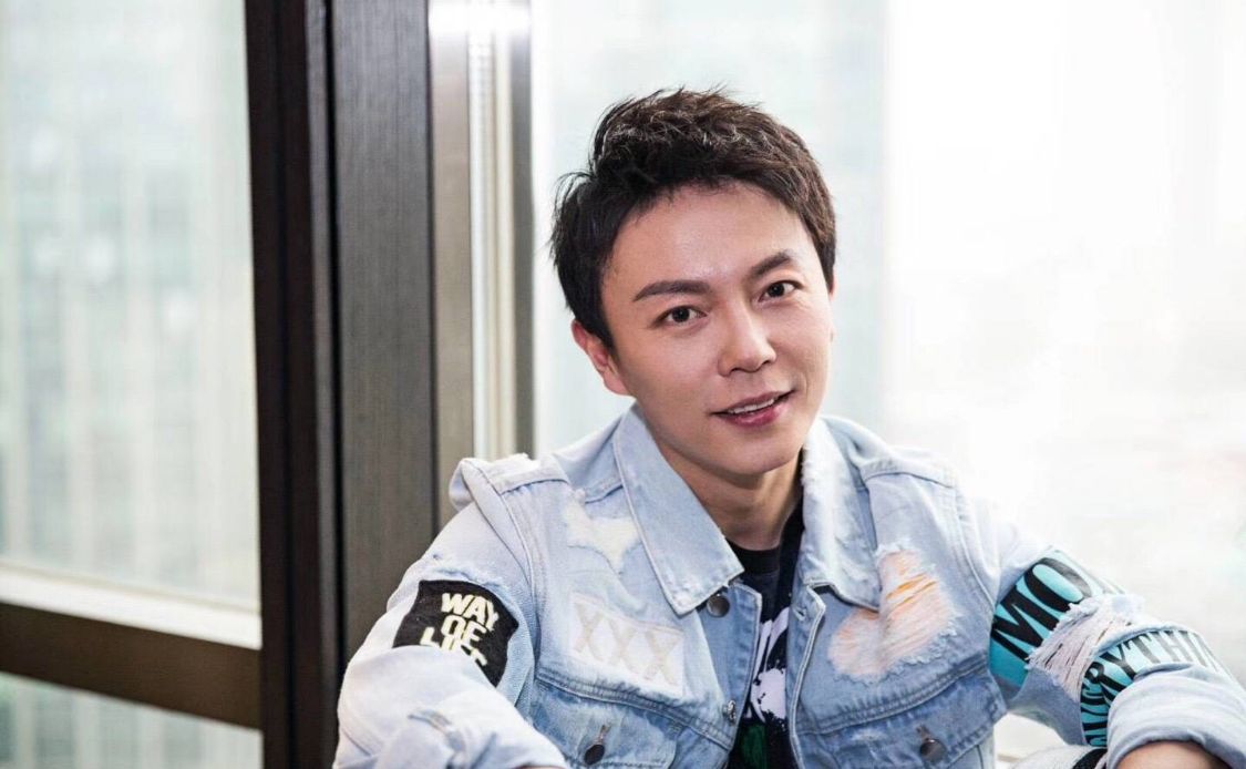 出道即巅峰的谢苗，被誉为李连杰的接班人，他的戏终于扎堆上映了