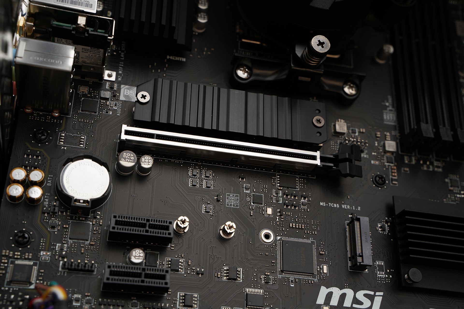 微星宙斯盾z5值不值得买,微星宙斯盾z5支持风扇