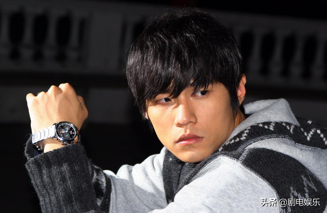 蔡徐坤和周杰伦的流量大战,周杰伦蔡徐坤粉丝流量大战