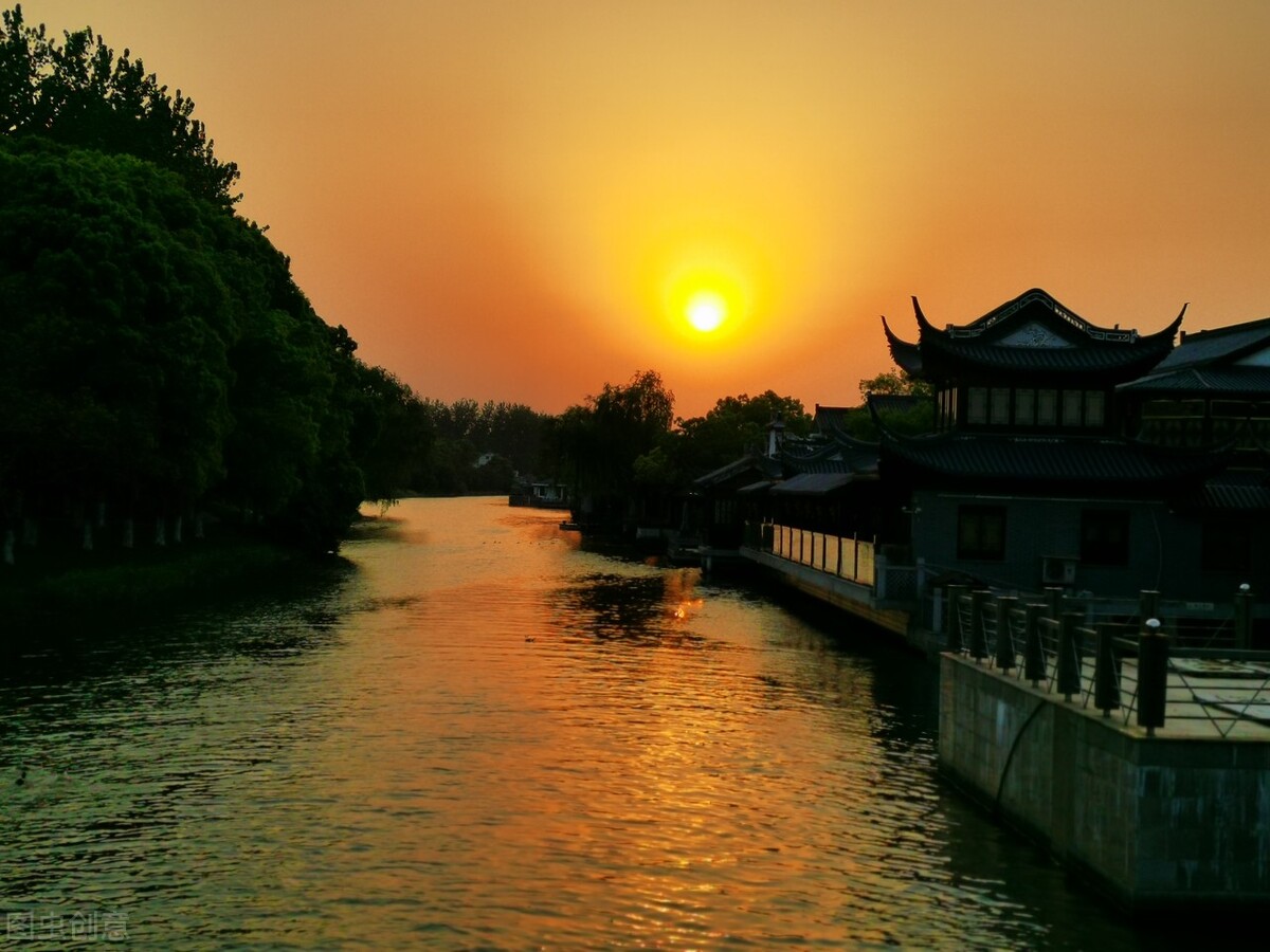 盘点那些让人泪奔的初恋回忆,怀念曾经的青春老男孩