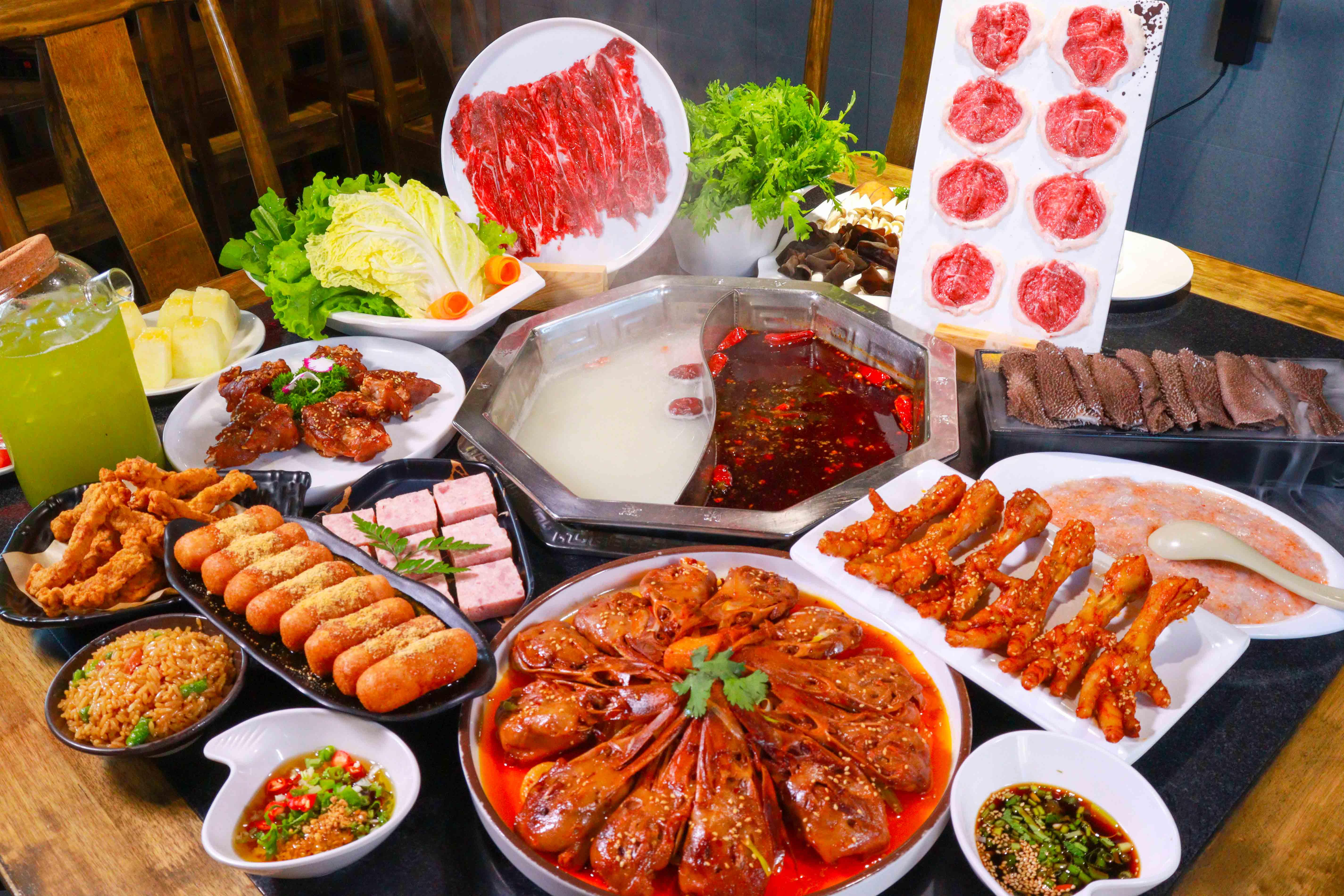 缇庨鎺㈠簵宸濆懗鐏攨,缇庨鎺㈠簵澶ф笣鐏攨