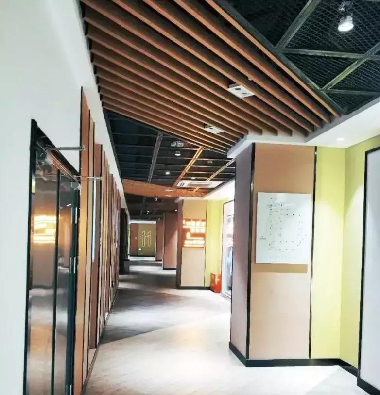 曾经繁华商业城的落寞,曾经辉煌如今落魄的城市