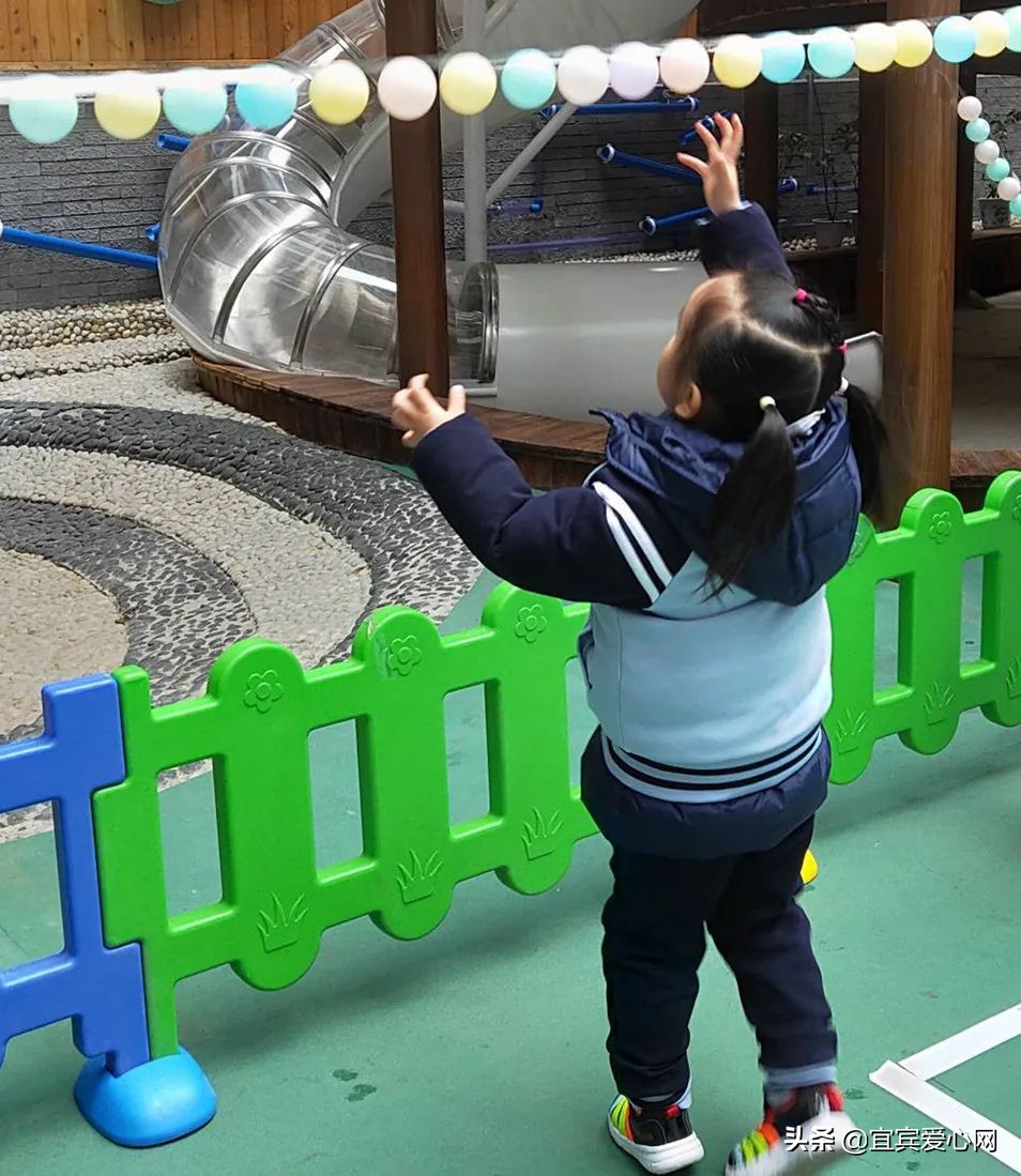 幼儿园乐享春天活动,幼儿园欢乐运动