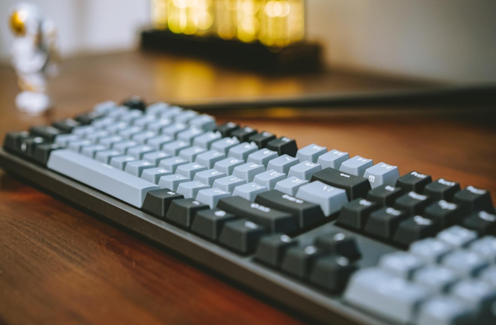 杜伽键盘k310青轴手感,杜伽k310键盘樱桃银轴怎么样