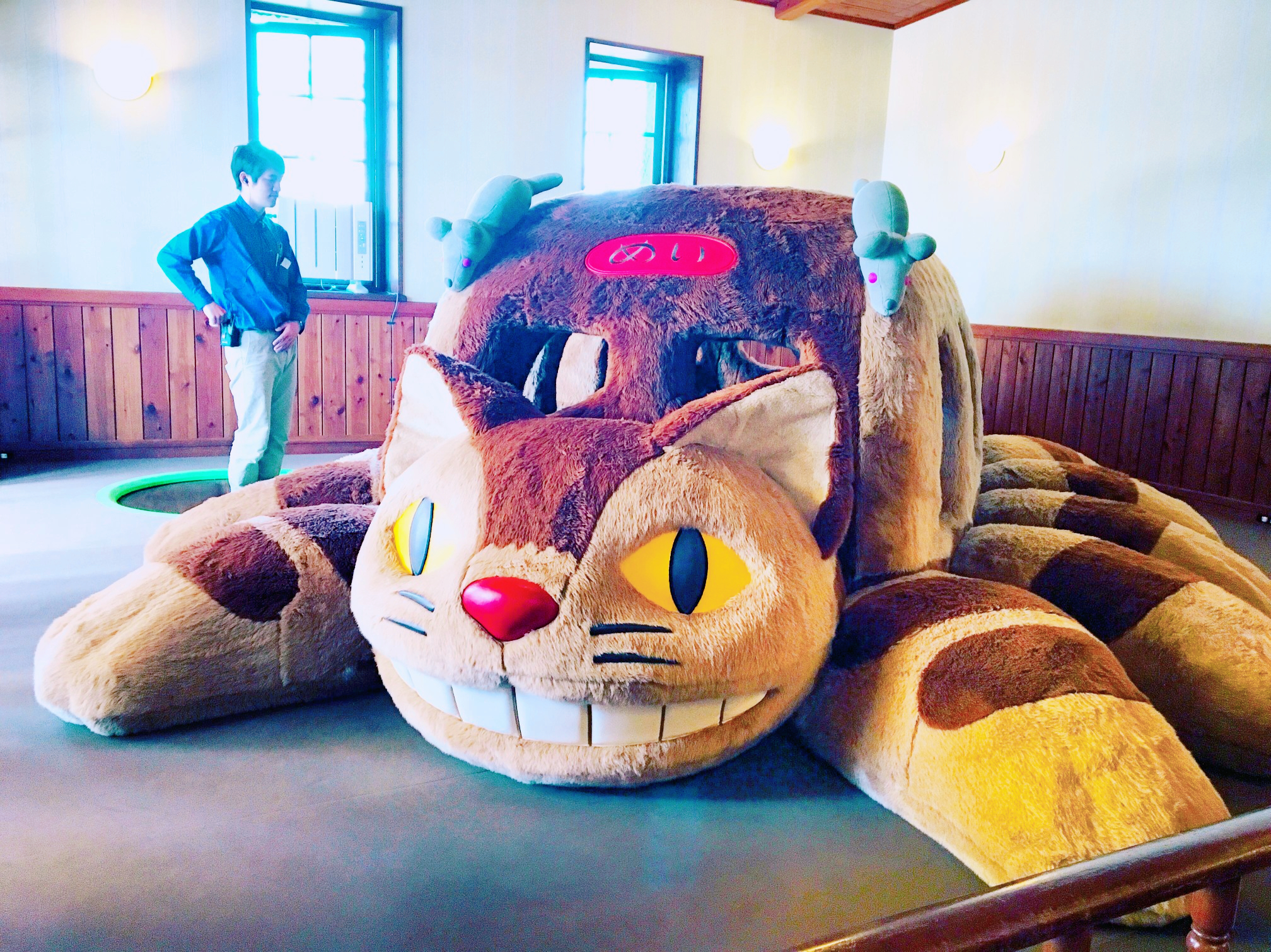 宫崎骏建筑漫画手绘场景,宫崎骏美术馆视频大全