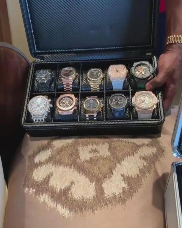 梅威瑟送孙子手表,梅威瑟劳力士手表