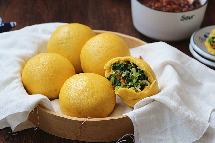 小白菜鸡蛋馅玉米面菜团子的做法,小白菜馅玉米面菜团子的家常做法