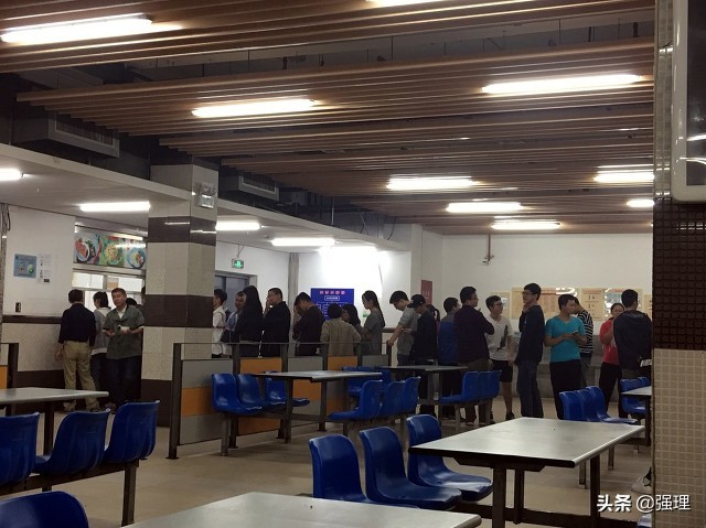 有没有上夜班的朋友,上夜班真的好难好难熬