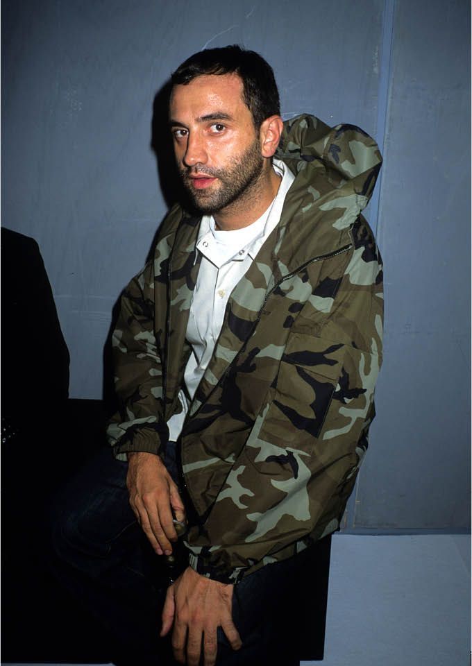 老佛爷退休、纪梵希去世、麦昆自杀……回顾20年来时装圈13件大事