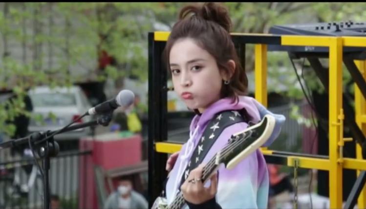 缝纫机乐队最后大鹏和乔杉说的话,缝纫机乐队最后大鹏唱的是什么歌