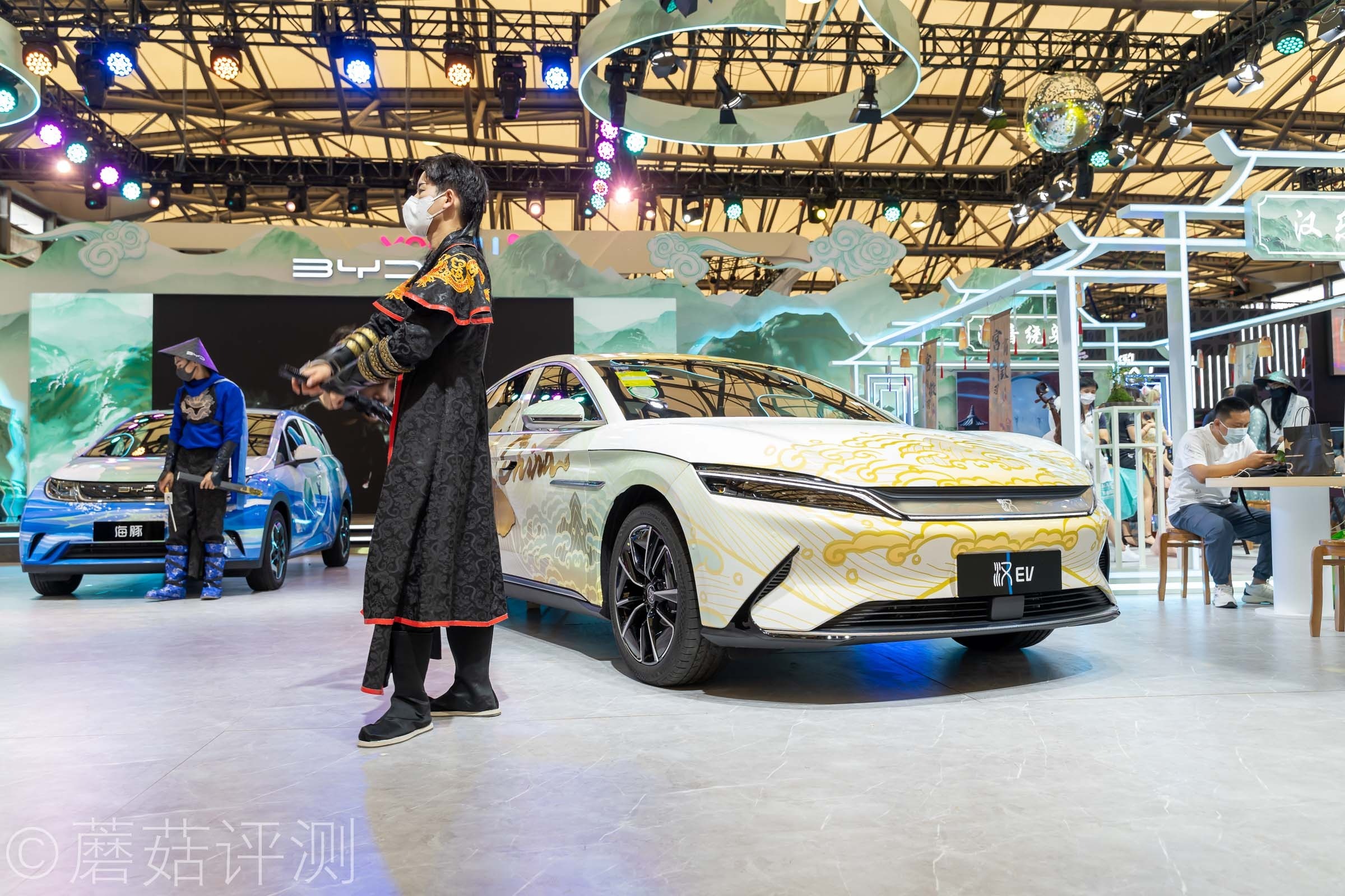 又有啥好玩的？蘑菇带你逛ChinaJoy2021，硬件、车和漂亮的小姐姐