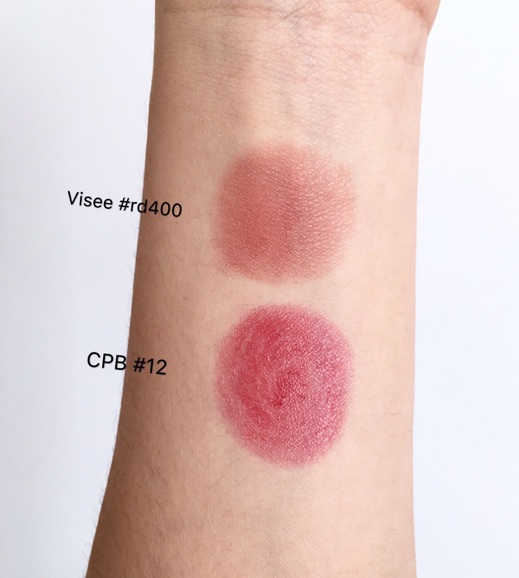 润唇膏和口红如何搭配,日常搭配需要几支口红