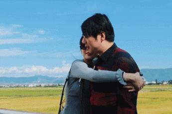 腰围56的“人间芭比”吉娜，比遭嫌弃的刘亦菲更旺郎朗