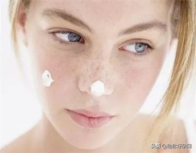 怀孕爱长痘,怀孕脖子长斑怎么回事