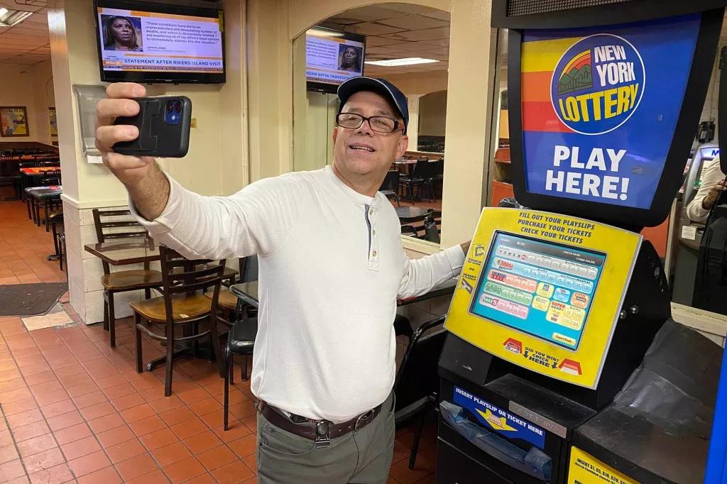 男子独中15亿美国史上最大奖得主,1人独中5.9亿美元巨奖