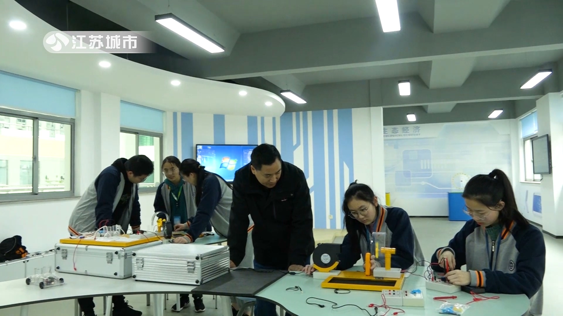 整合优化推进智慧校园建设,学校智慧校园的建设工作安排