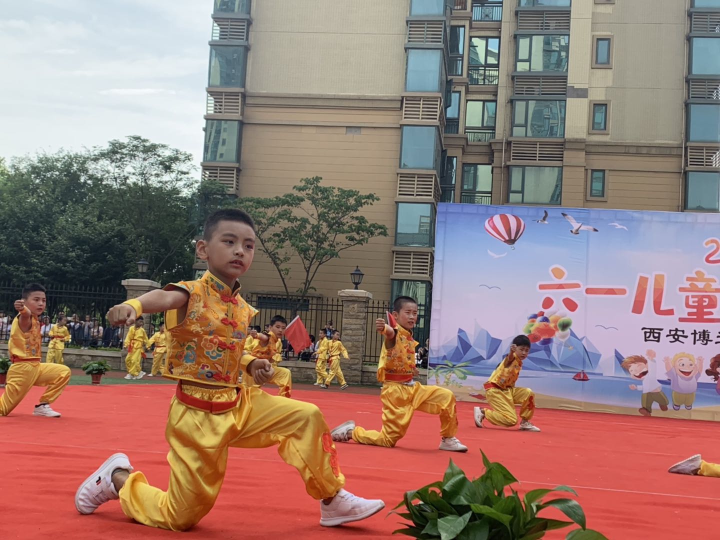 小学快乐迎六一文艺汇演,西安博迪恒大城小学2024年运动会