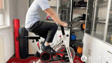 家用跑步机如何才能达到锻炼效果,在家锻炼身体哪种跑步机好一点