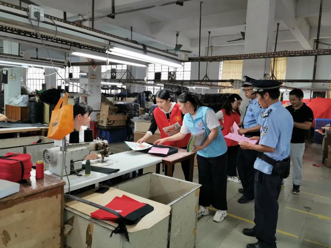 志愿服务我们齐参与,志愿服务我们一直在路上