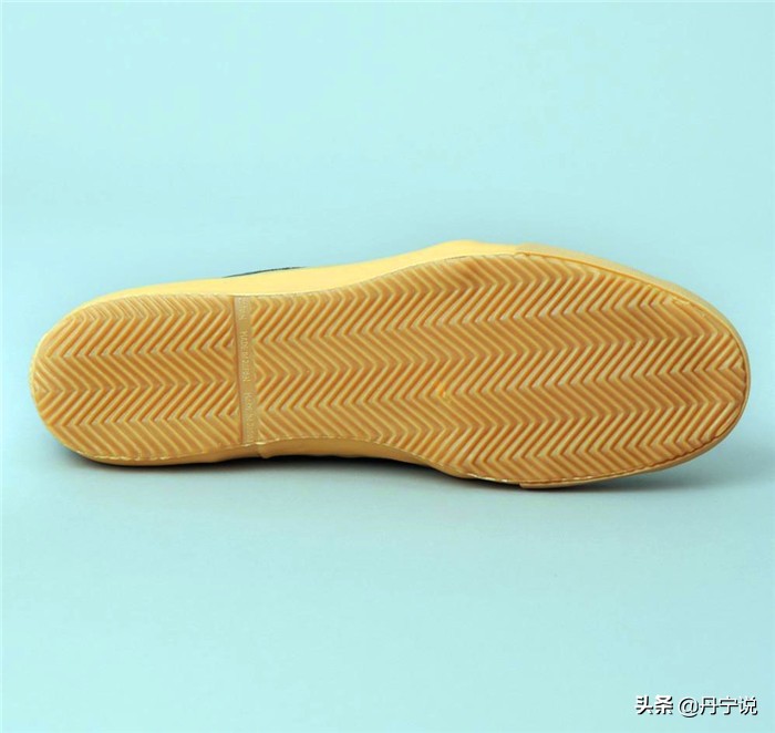 匡威高帮帆布鞋哪一款最经典,除了匡威还有哪些牌子