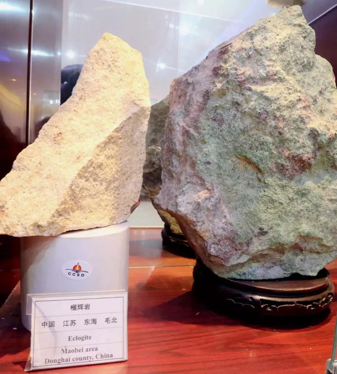 地球目前最深的探井,地球内部的奥秘全集