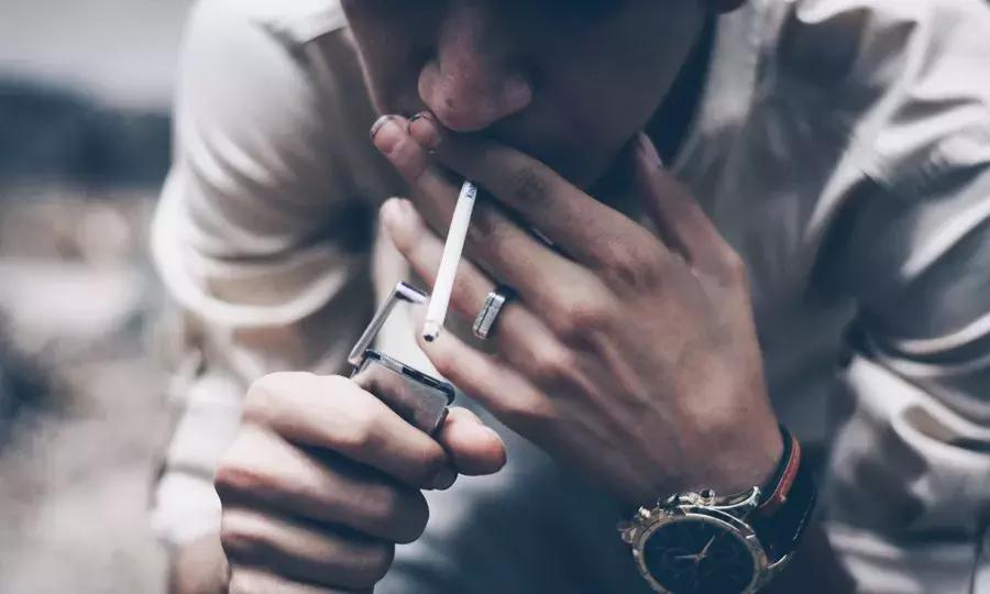 百亿“戒烟”网红产业，和正在上瘾的2000万年轻人