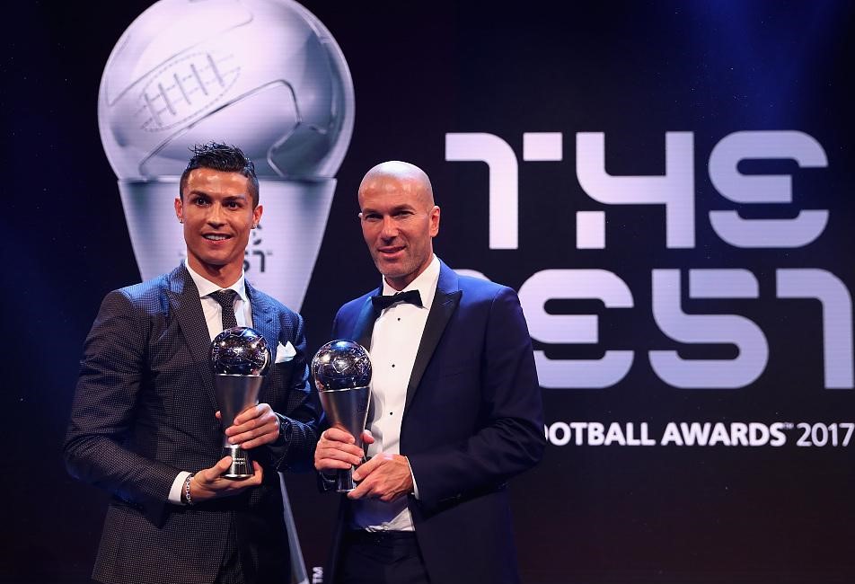 世界足球先生c罗梅西内马尔,梅西莱万c罗金球奖登场