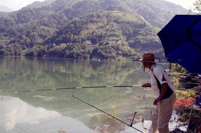 口轻应该钓钝吗,口轻钓不到鱼