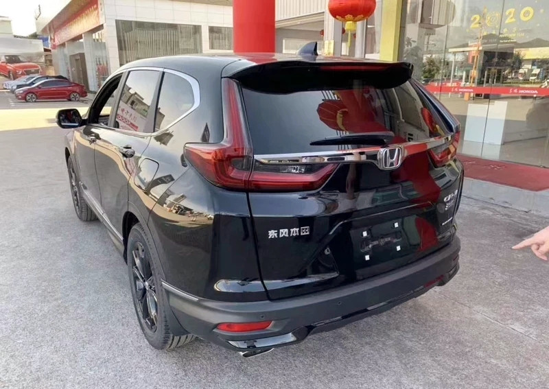 老本田cr-v外观,加长版本田crv