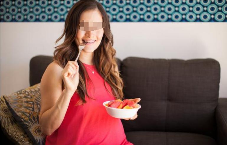 孕晚期妈妈不开心胎宝宝会怎么样,孕晚期没有食欲会影响胎儿发育吗