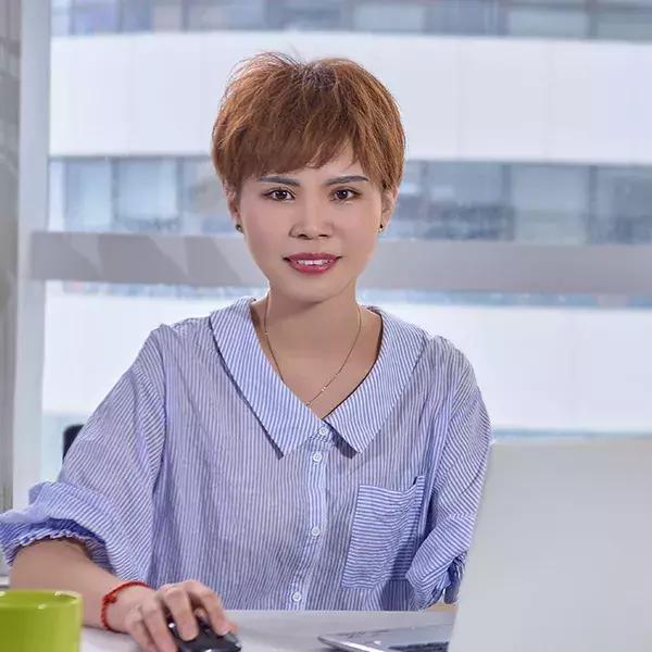 白本护照出境法国旅游免签吗,白本护照旅游去哪个国家比较好