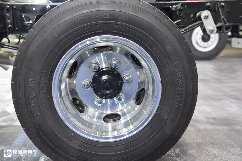 轻卡货车如何实现轻量化,卡车轻量化和复合化