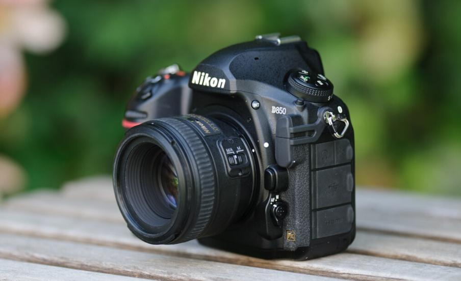 日本尼康发展现状 (尼康最惨的一次销量)