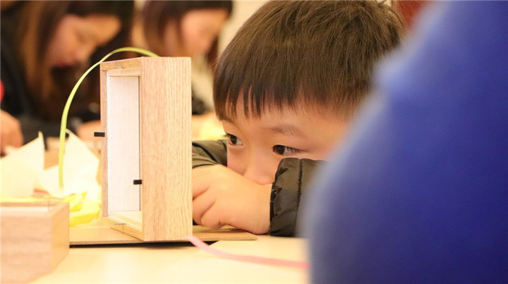 怎么训练孩子上课爱走神,如何改掉孩子上课爱走神