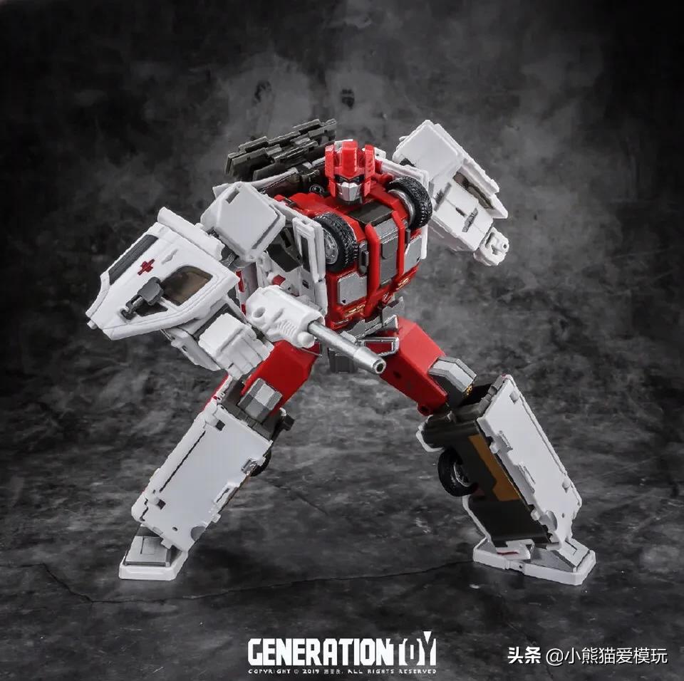 变形金刚守护神救护车,变形金刚gt大力神合体视频