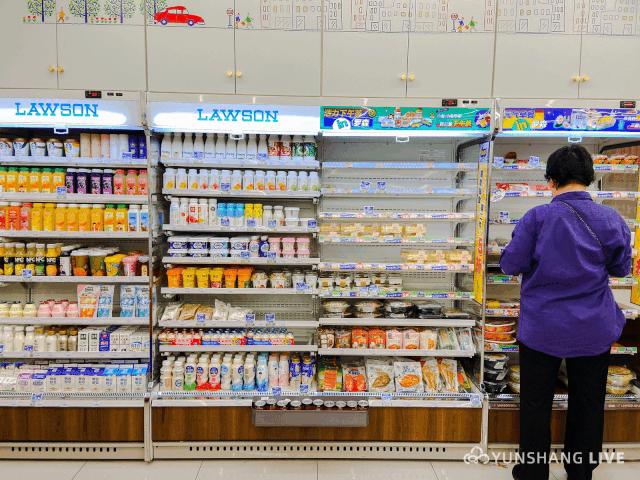 凌晨三点多探店罗森便利店,凌晨探店罗森便利店