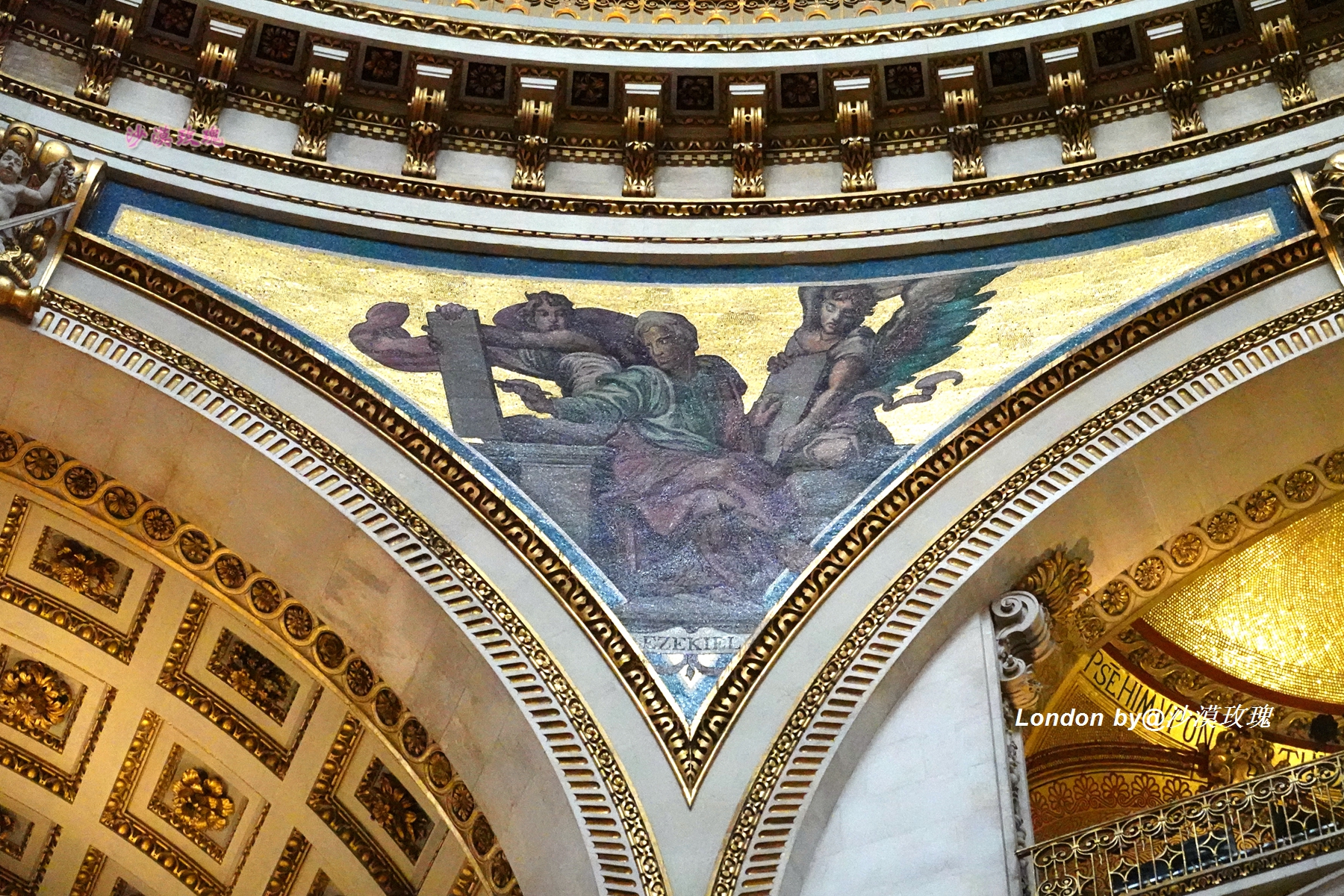 它是世界第五大教堂，曾见证了查尔斯与戴安娜的世纪婚礼