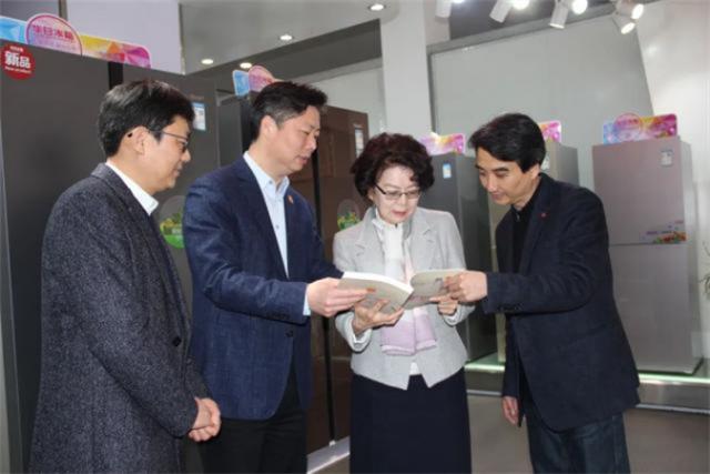 *镕基朱**“网开一面”，华日“起死回生”