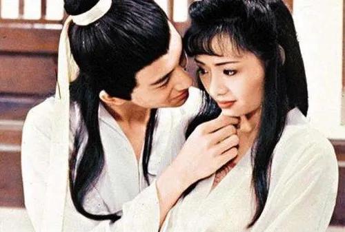 *子楣叶**：不脱衣服拍三级，还为此损失一千万？为何还被人骂不要脸