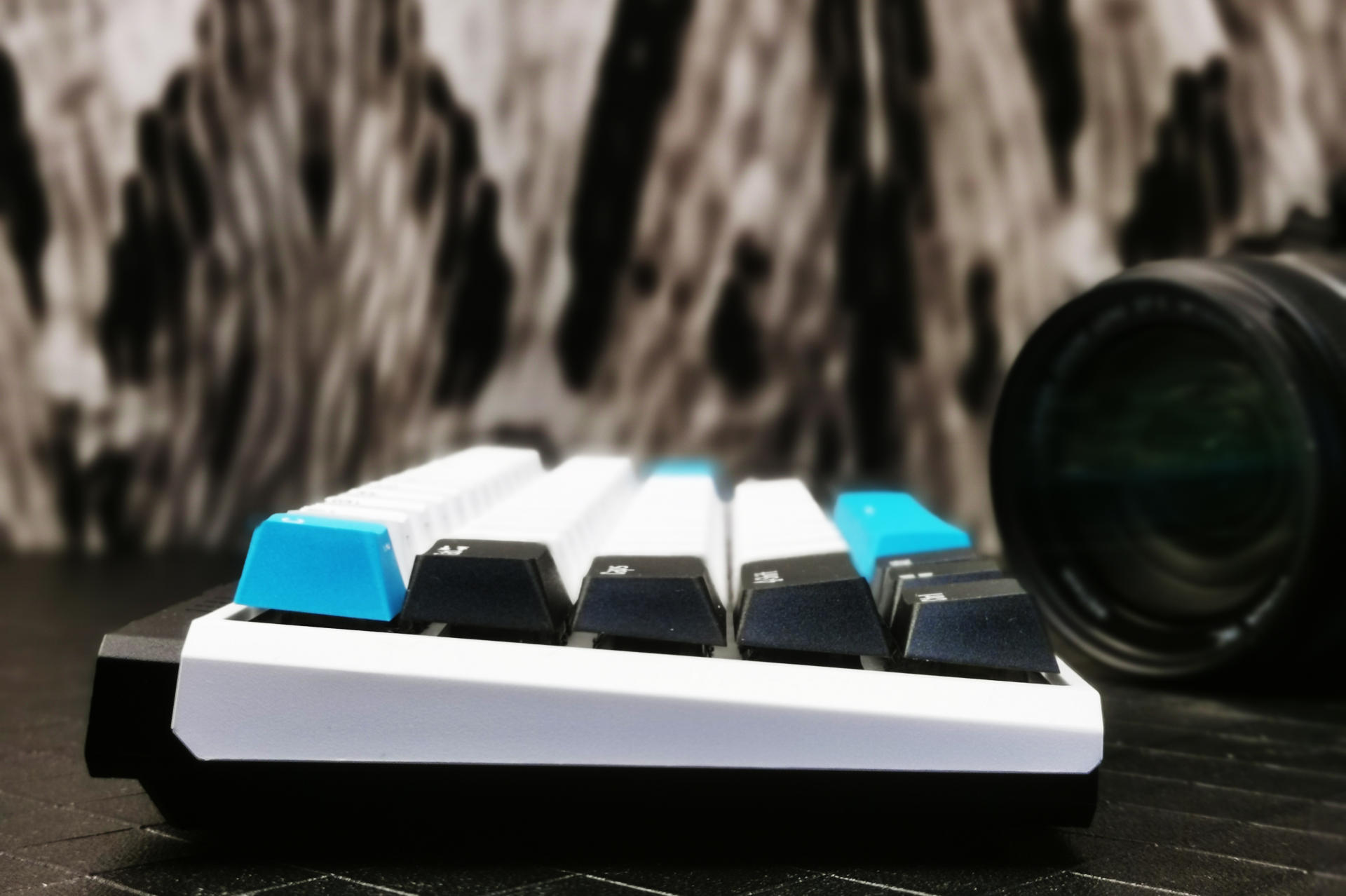 工作键盘小型推荐,值得入手的随身键盘