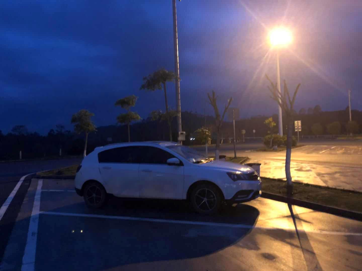 吉利rs配置及油耗,千里之外淘车怎么样