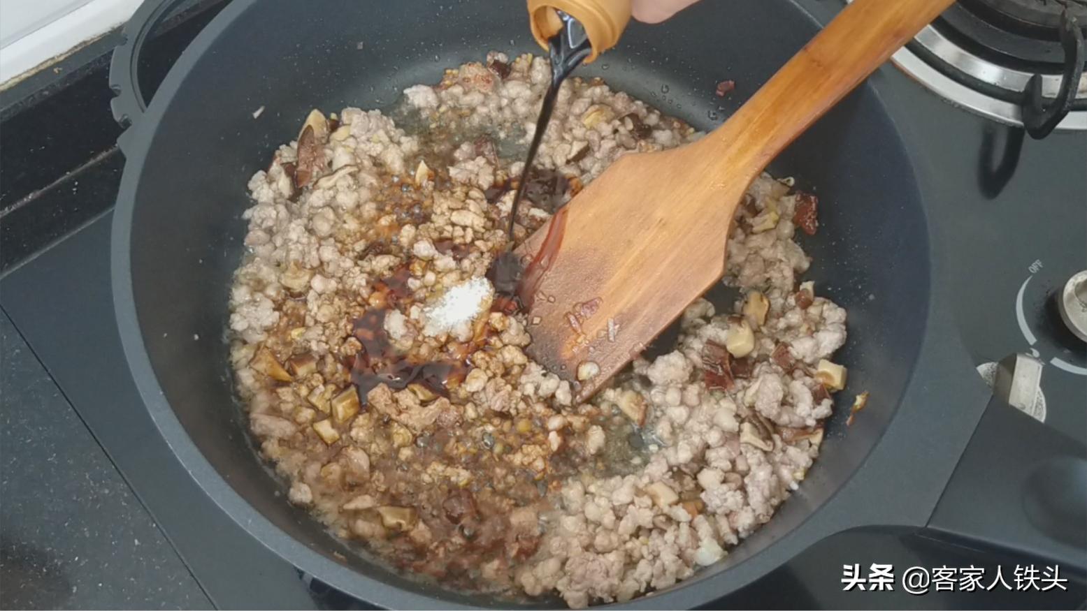 孩子爱吃的盖浇饭,荤素搭配的快餐和盖浇饭