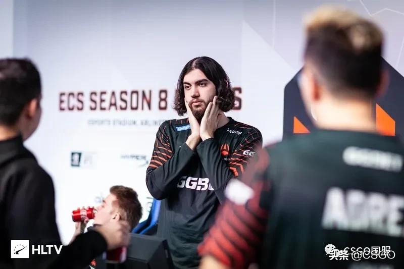 「CSGO杂谈」秃瑟：选手二月红黑榜，双小将冲天，拉胯皆豪门