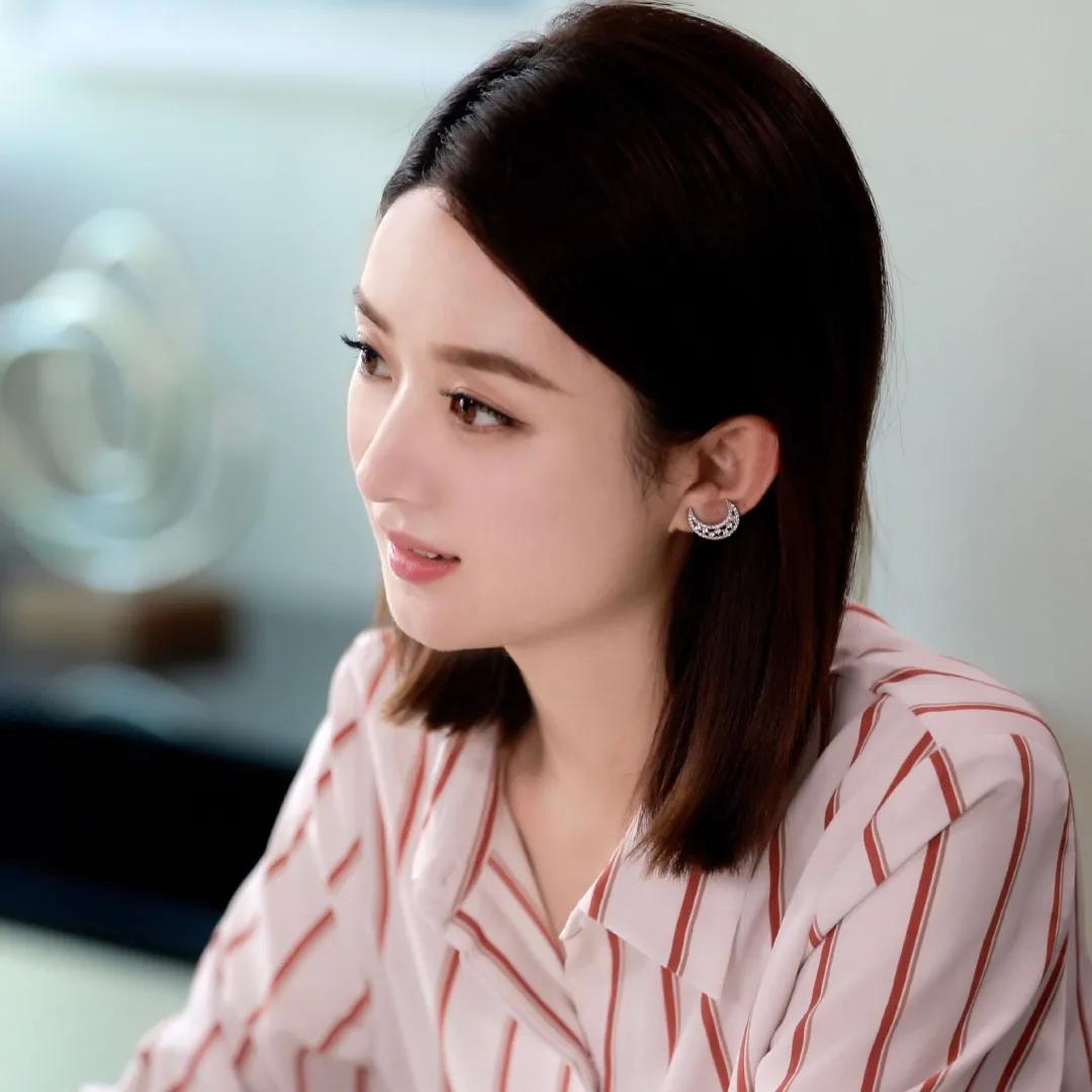 明星同款爱心气质高级轻奢耳饰,明星同款耳饰最好看的