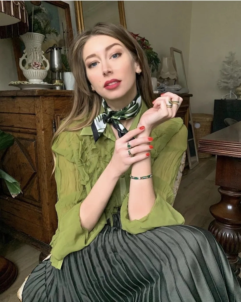 小胸怎么调理变大,小胸怎么做到聚拢